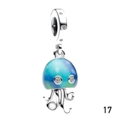 Charm 17 Vandorenjewelry