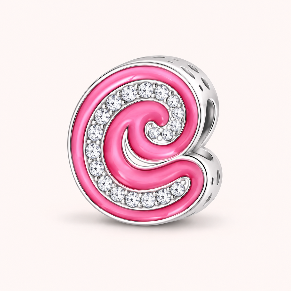 Charm letra C modelo rosa