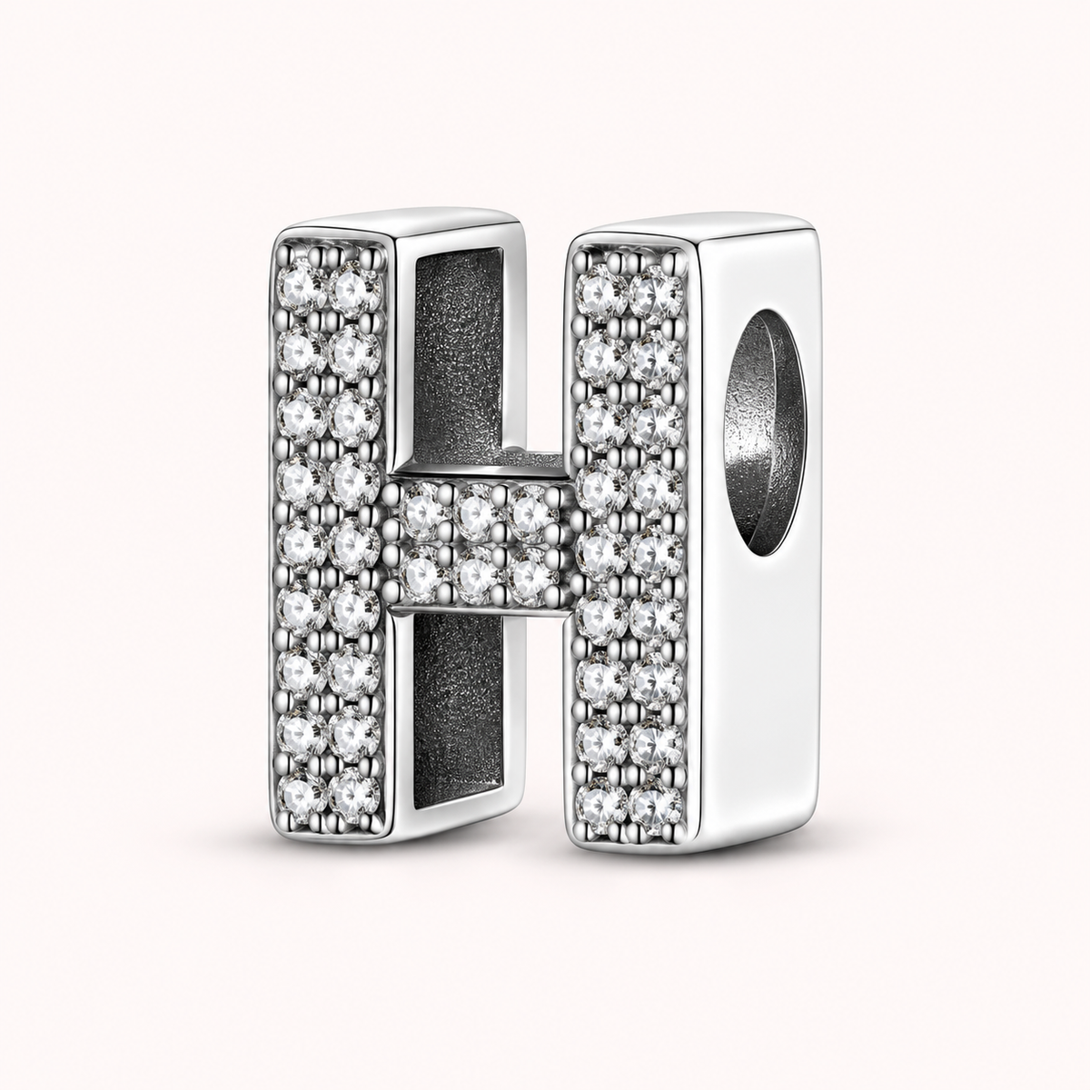 Charm letra H modelo circonias