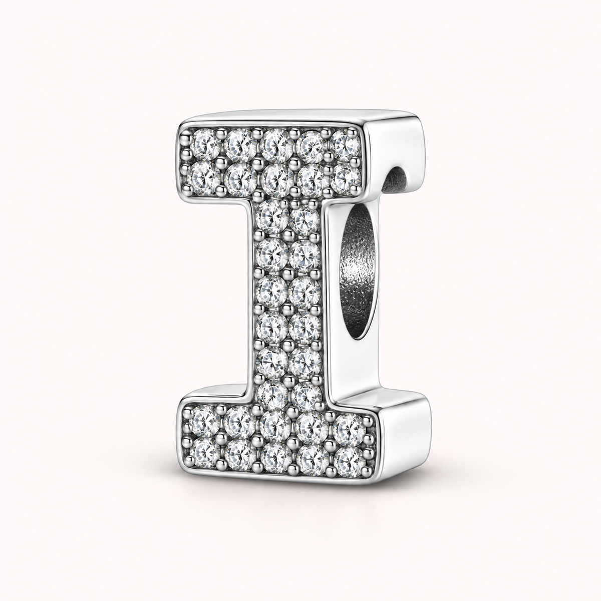 Charm letra I modelo circonias