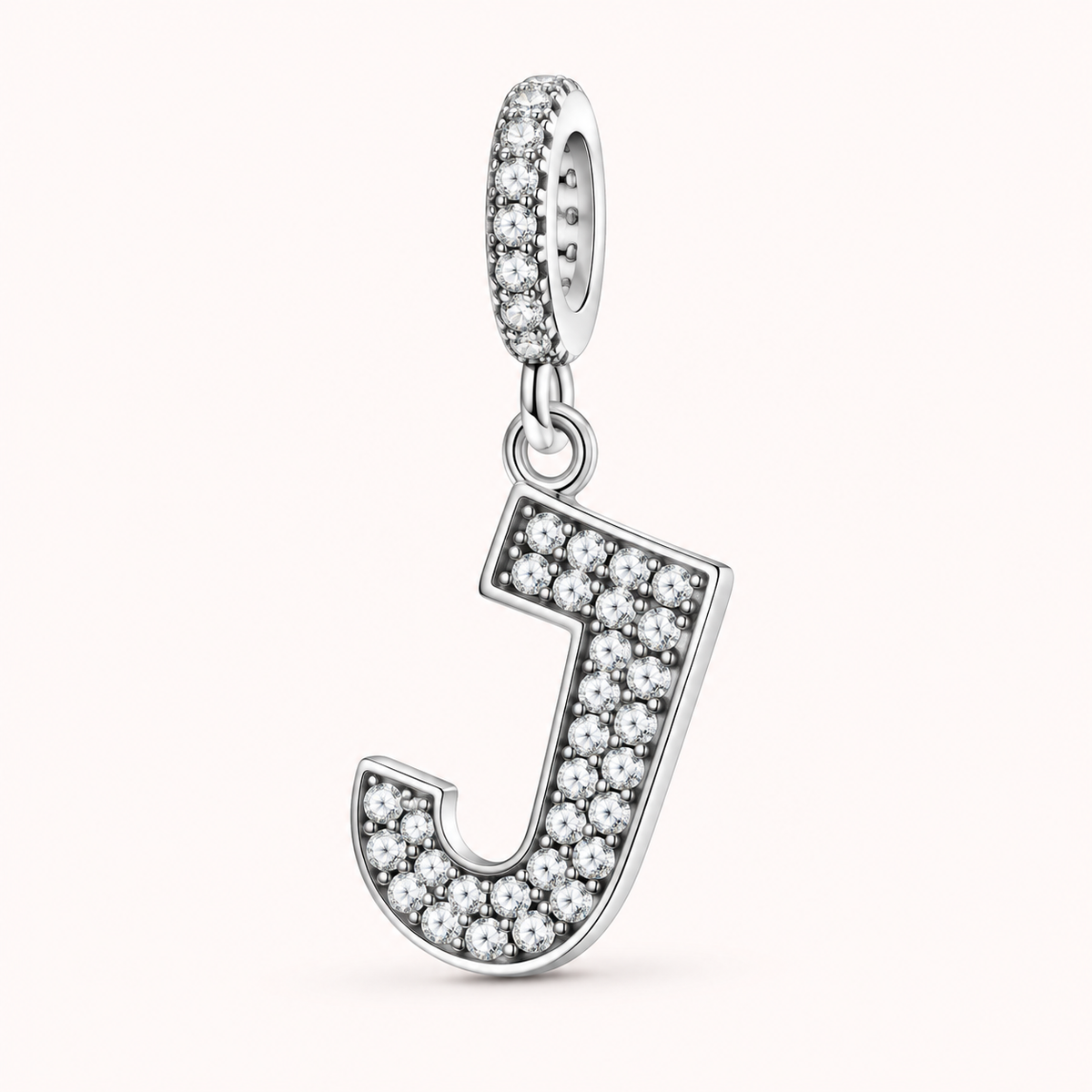 Charm letra J modelo colgante