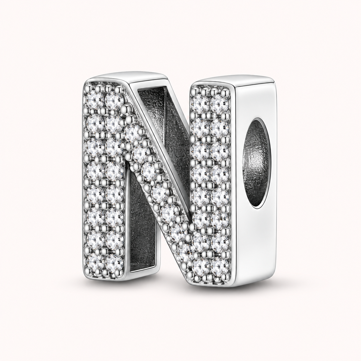 Charm letra N modelo circonias