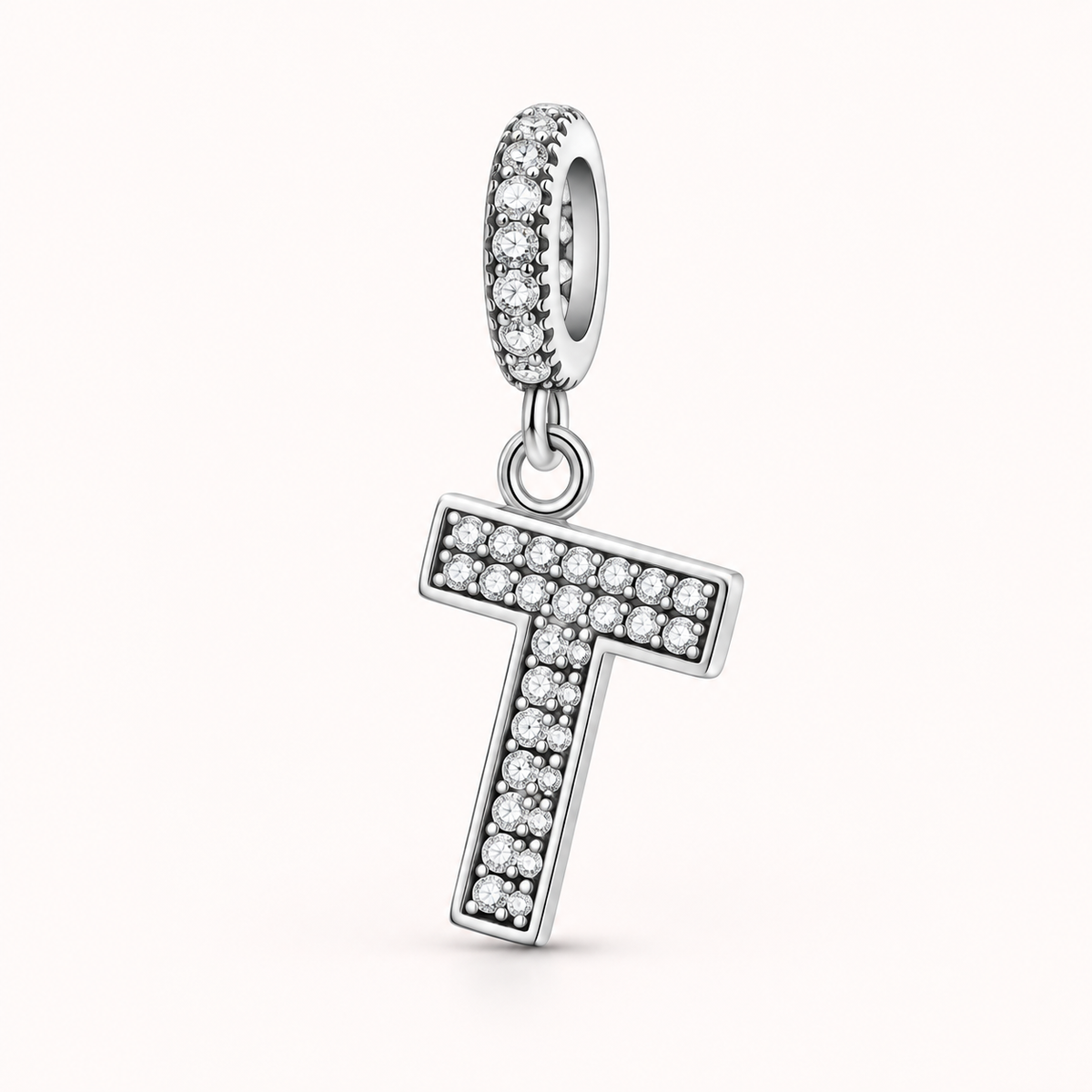Charm letra T modelo colgante